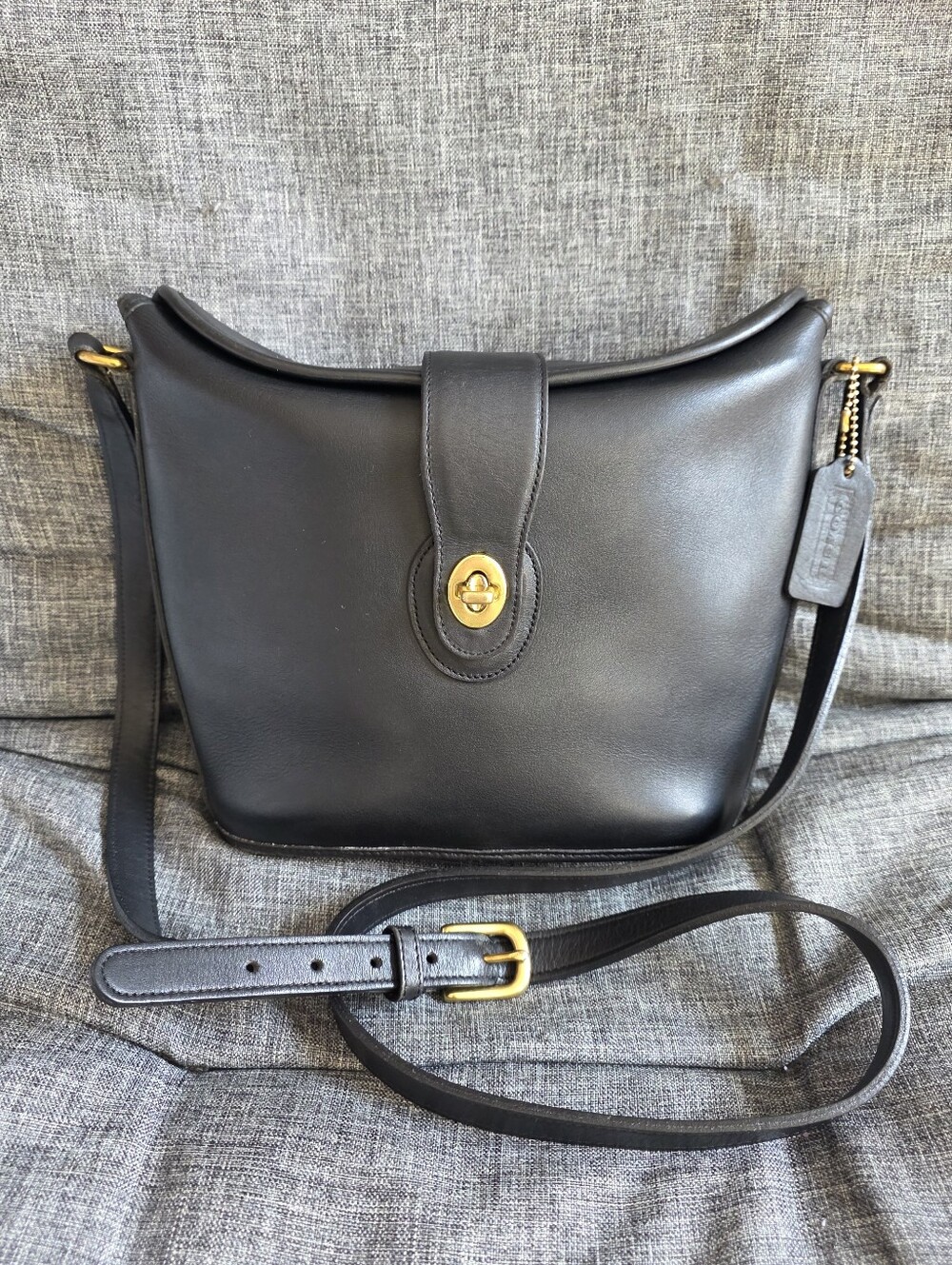 Coach Vintage Nottingham 9948 Sling Bag